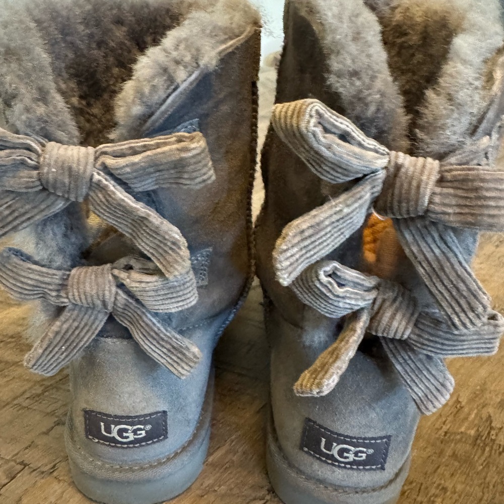 UGG Gray Shearling Boots with Bows